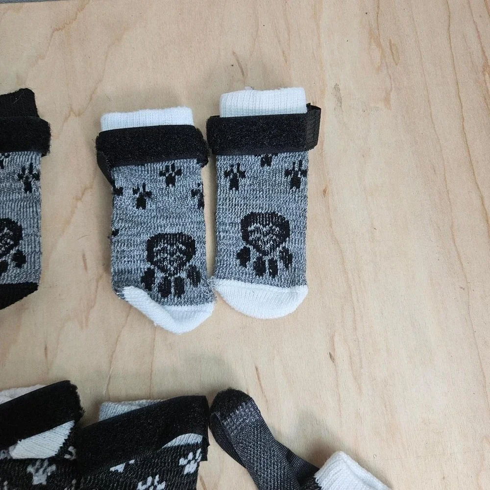 Dog Socks Bundled Lot Small Non Slip Paw Grip Pet Puppy Christmas Gray Red